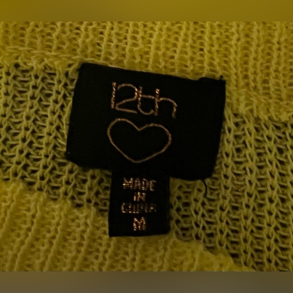 12th Heart yellow crew neck, cropped sweater. Size M. - Picture 3 of 3